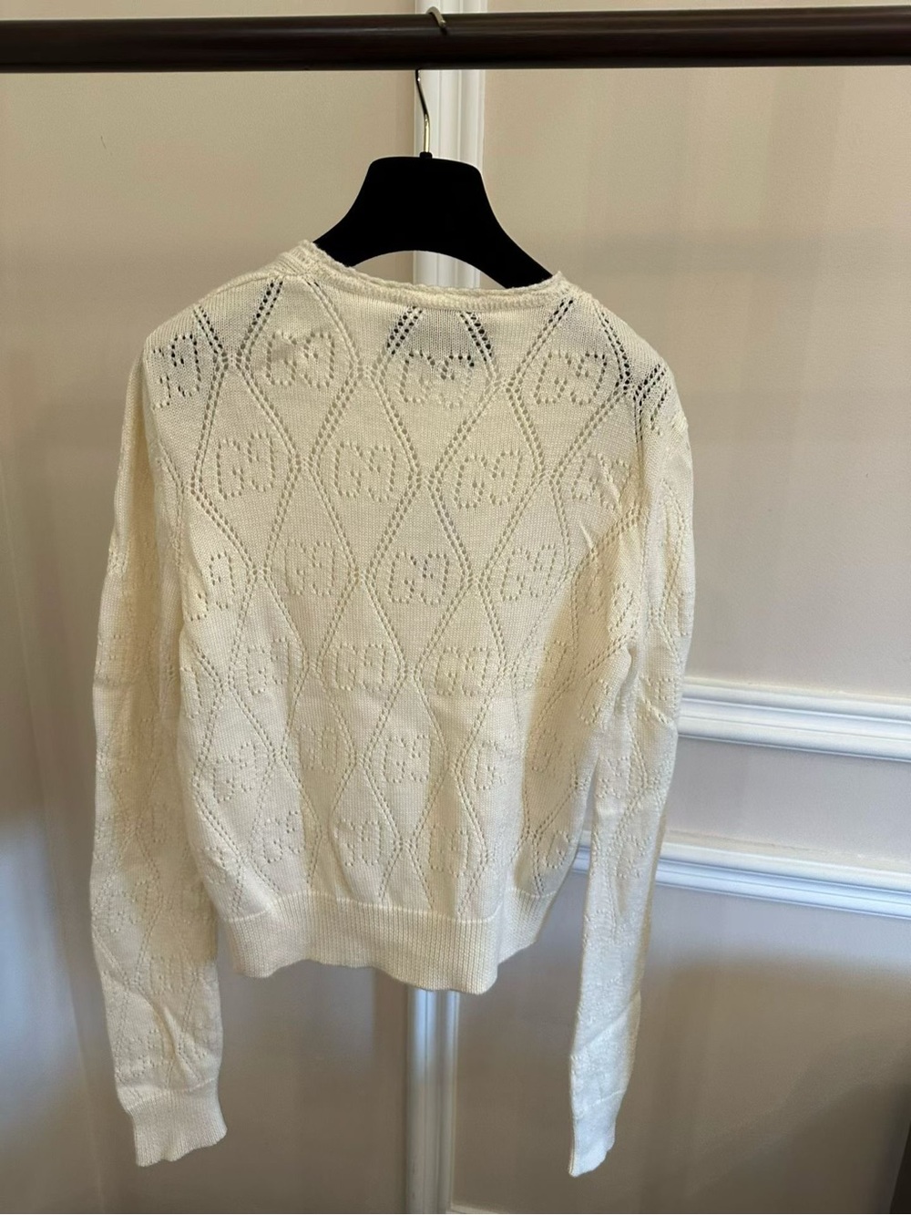 🚩steal Gucci Cream Open-Weave Logo Crewneck Sweater - Picture 2 of 6
